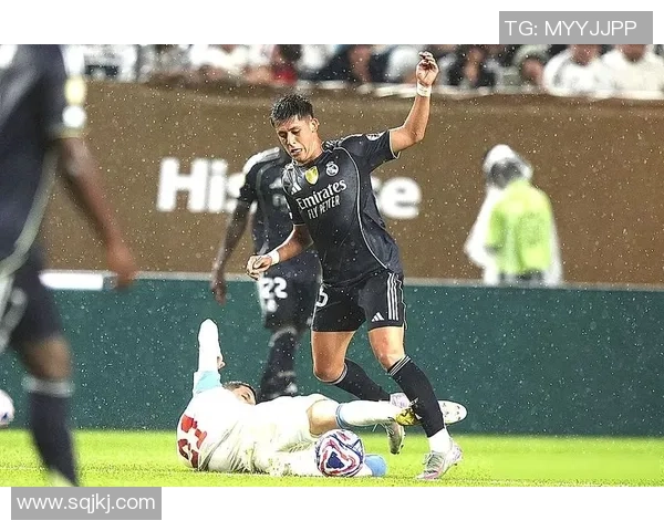 从废太子到中心！皇马中场中选月最佳，放言要帮拿一切冠军